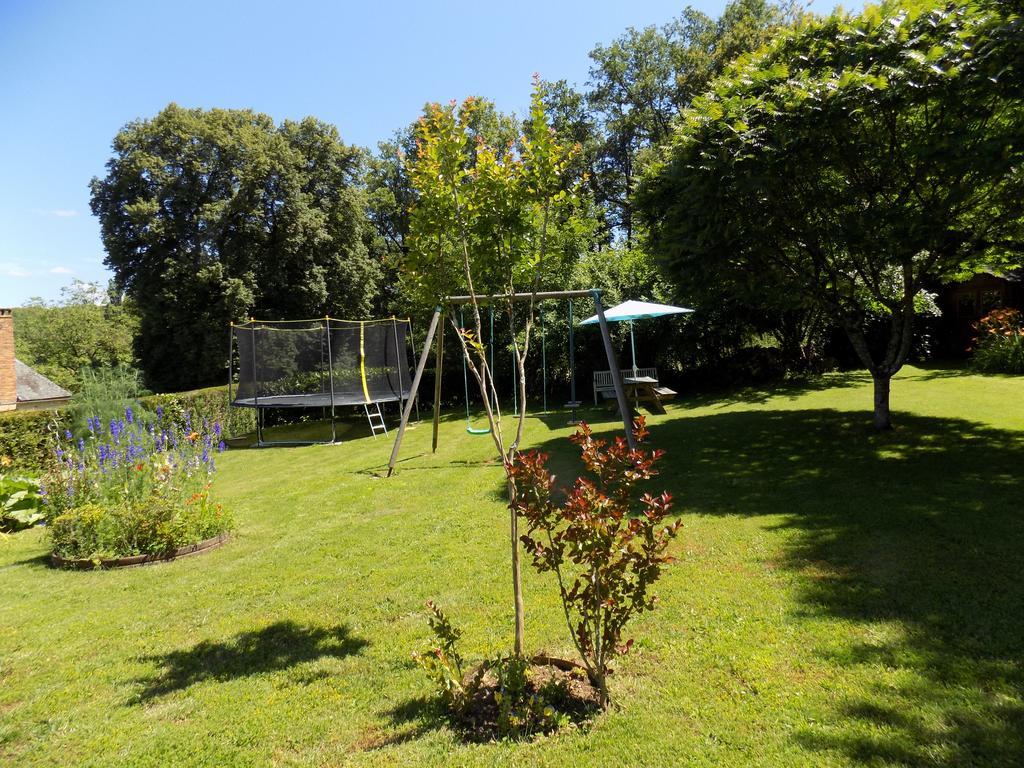 Le Jaonnet Bed & Breakfast Nabirat Exterior photo