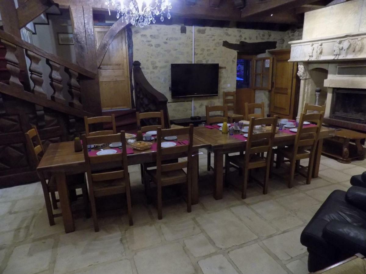 Le Jaonnet Bed & Breakfast Nabirat Exterior photo